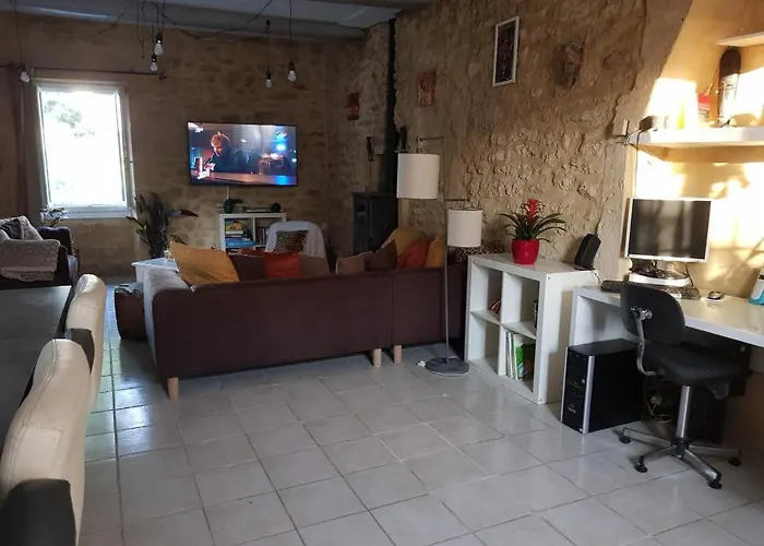 Maison Au Pied Du Pont Du Gard ريمولين